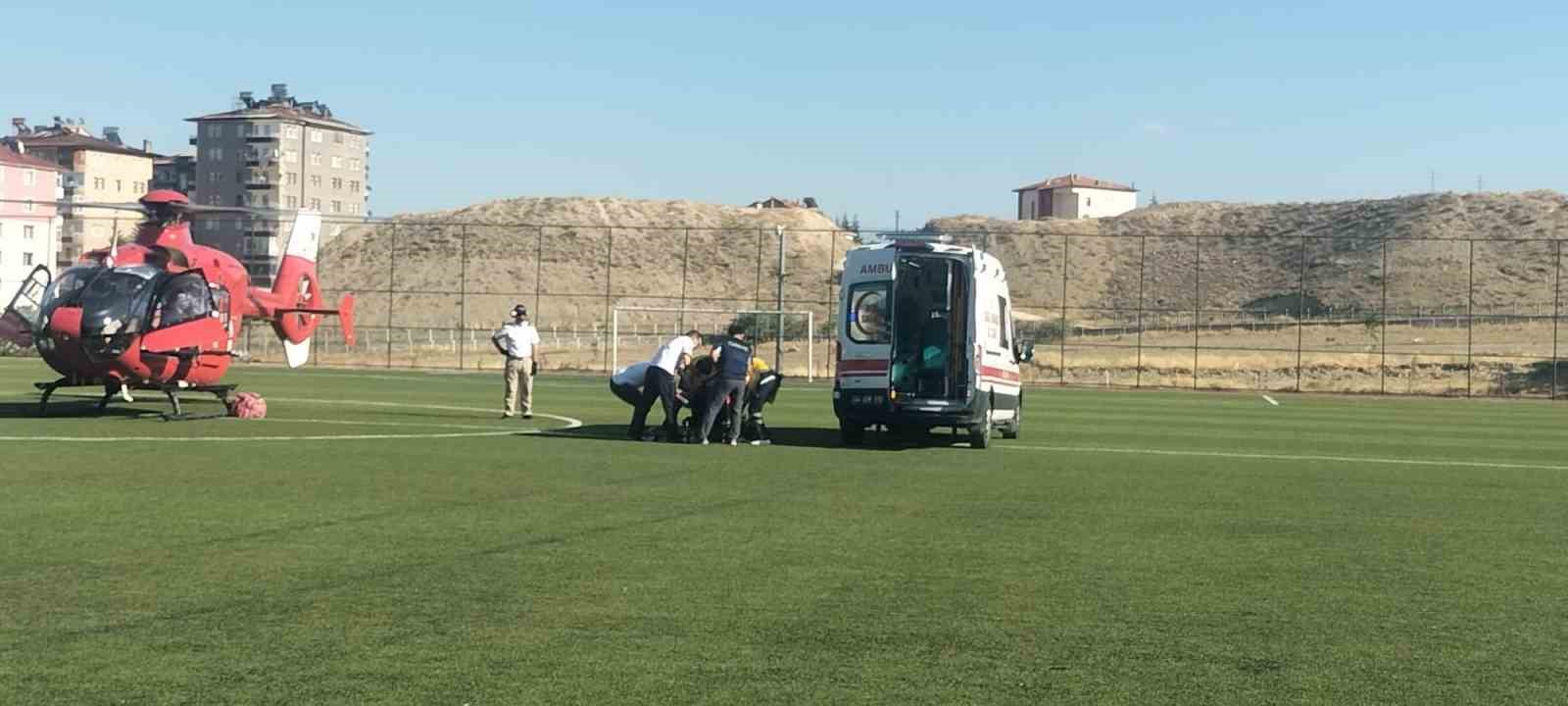 Ambulans helikopter kalp krizi geçiren hasta için havalandı