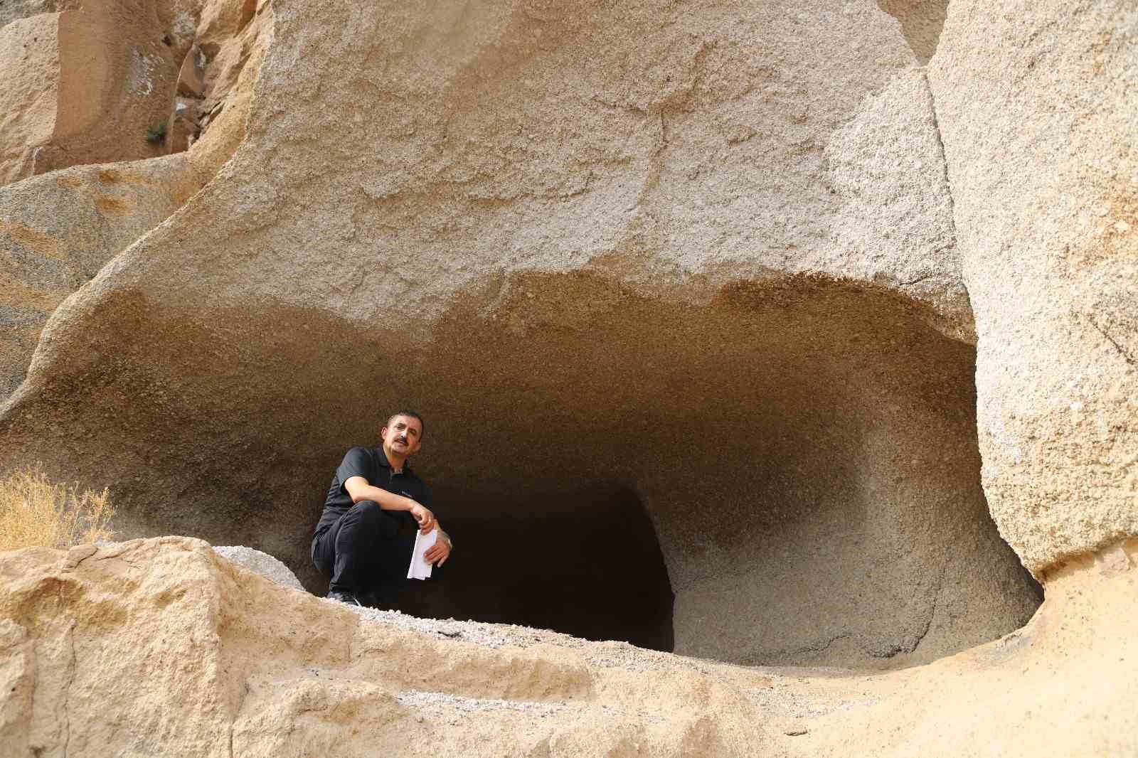 Bir çok medeniyete ev sahipliği yapan “Meya Antik Kenti” turizme kazandırılmayı bekliyor