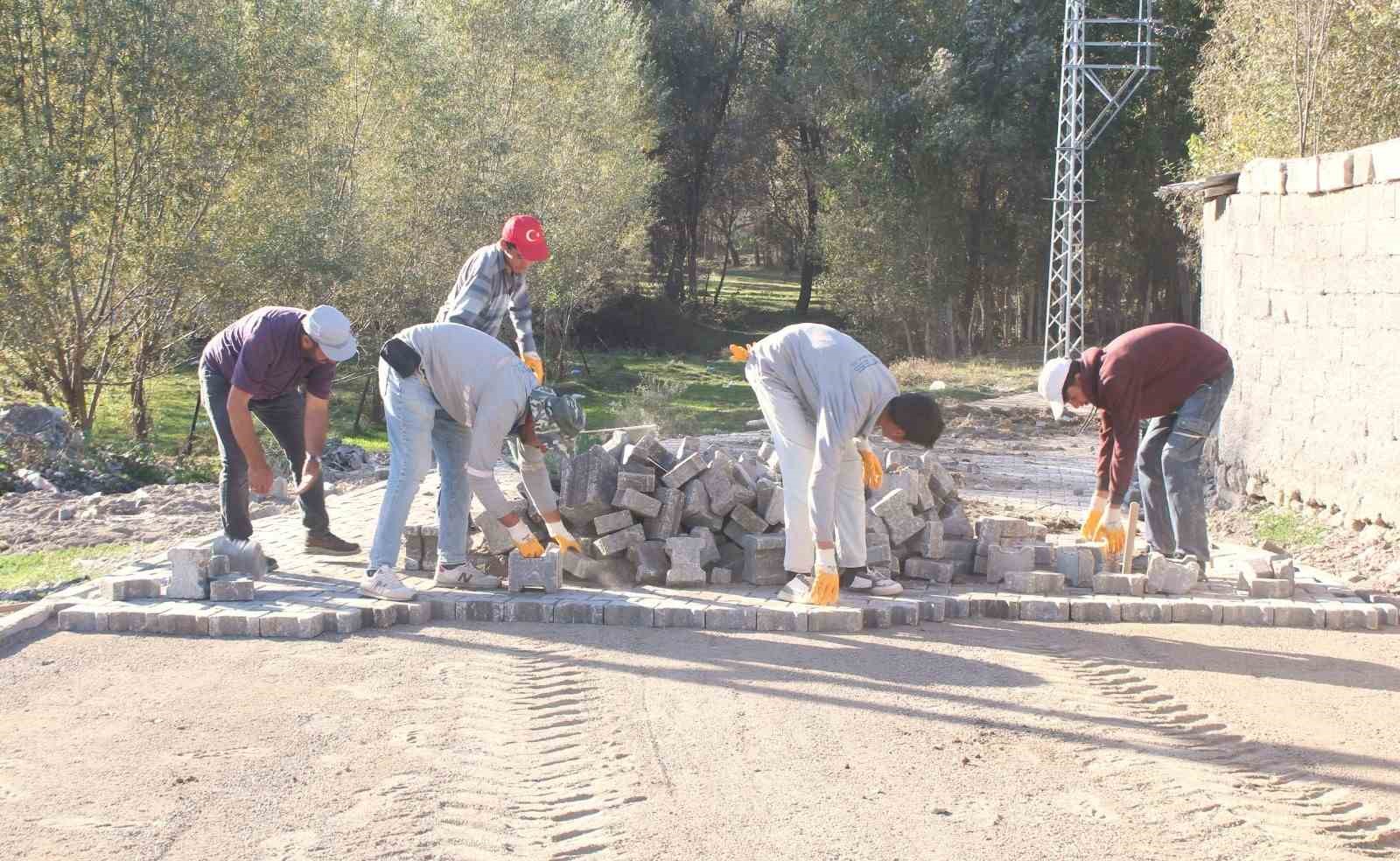 Ağrı’da köylerin çehresi değişiyor