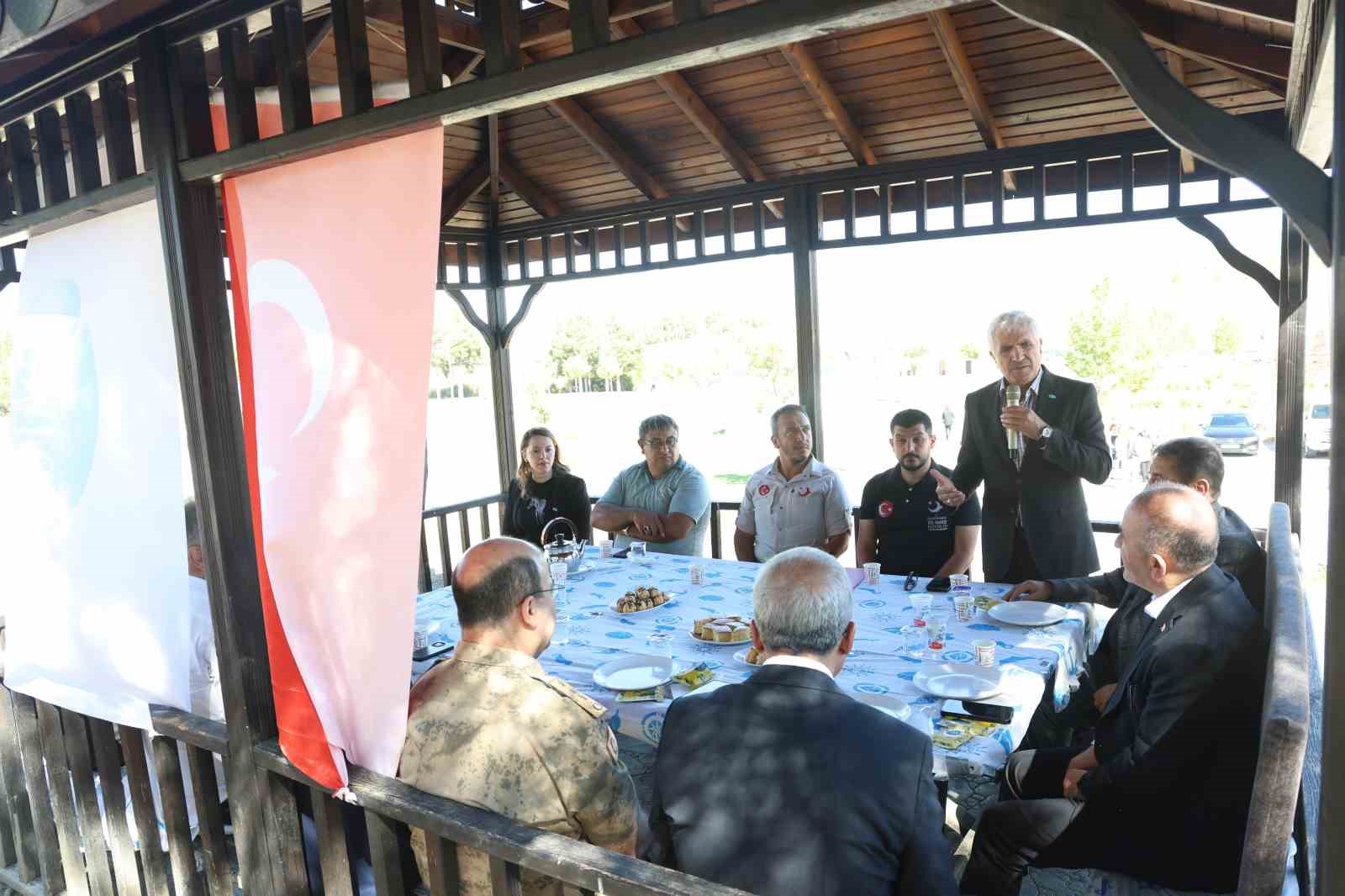 Ahıska Türkleri piknik şöleninde buluştu