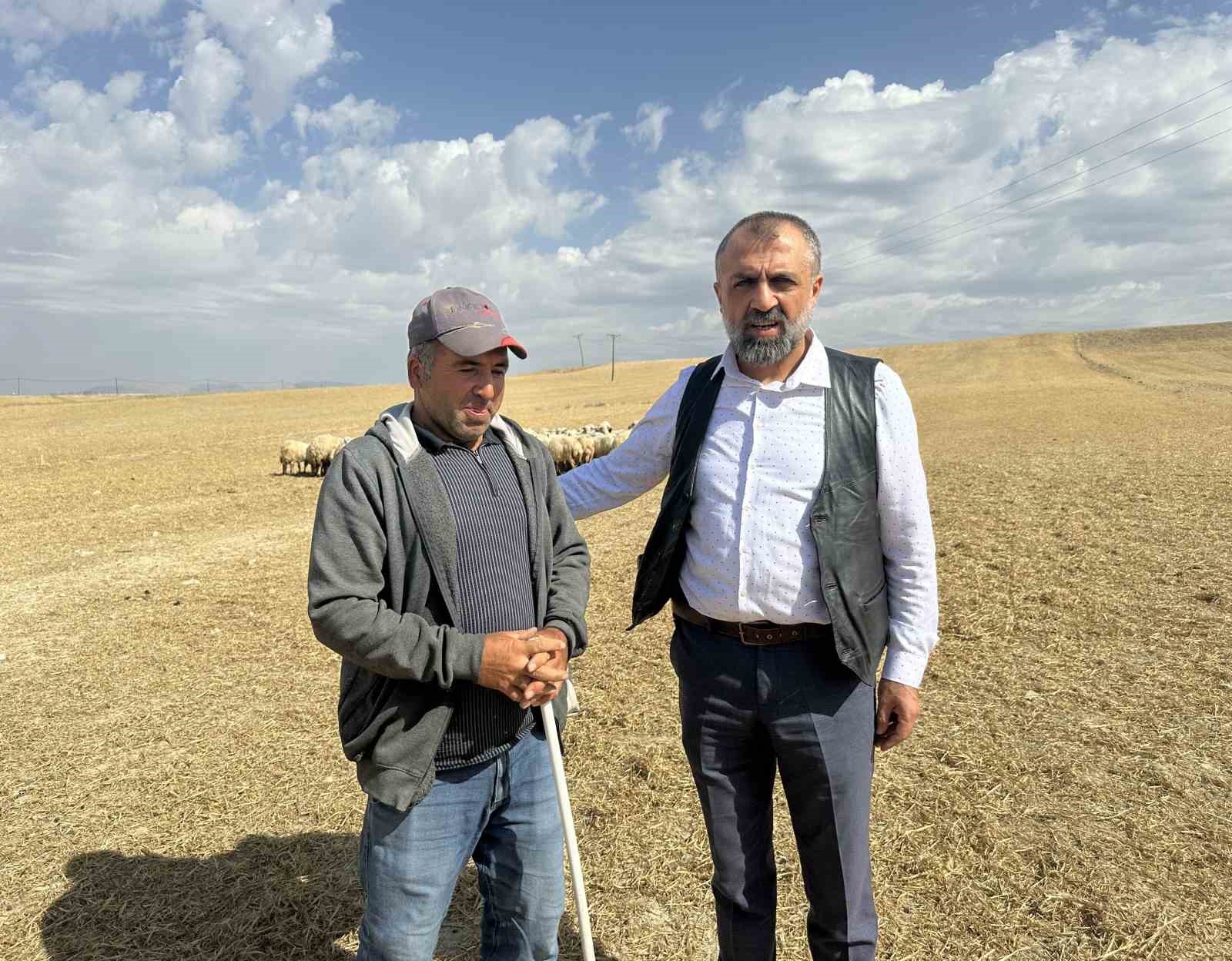 Yaylacıların zorlu dönüş yolculuğu başladı