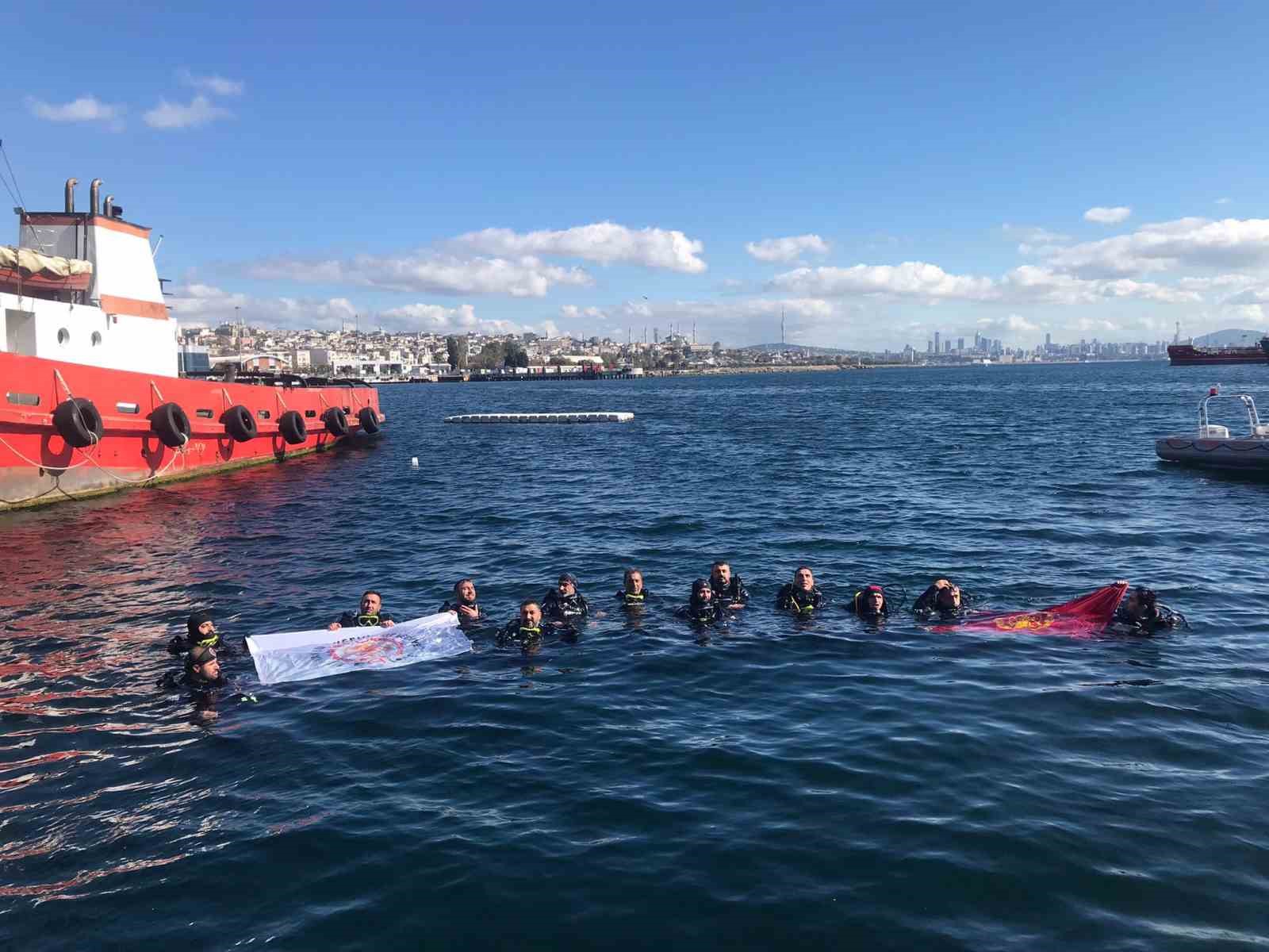 Van’daki itfaiye ekibi, İstanbul Boğazı’ndaki tatbikata katıldı