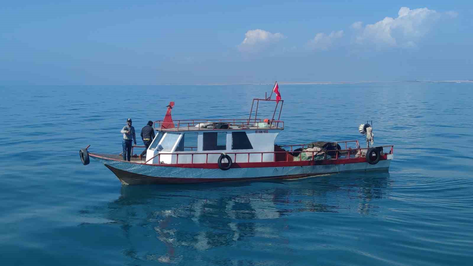 Van’da balıkçılar yeni sezondan umutlu