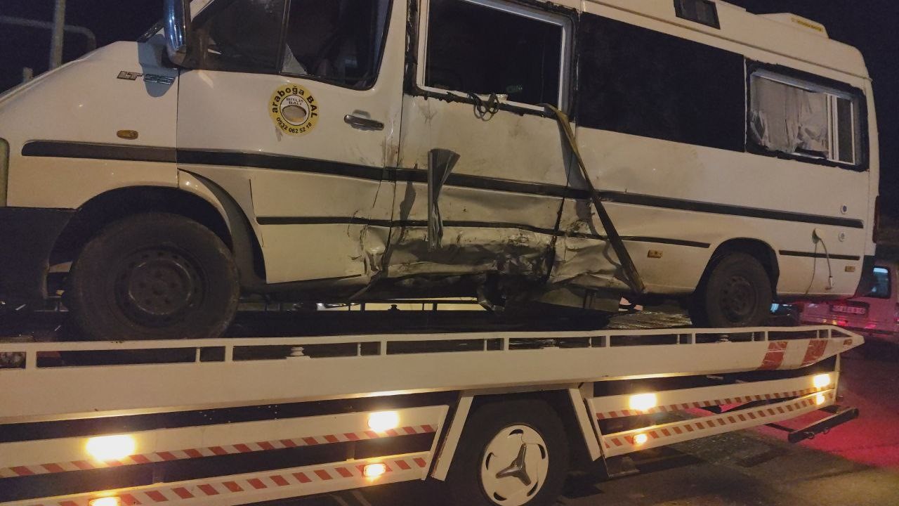 Van’da iki ayrı trafik kazası: 1 ölü 5 yaralı