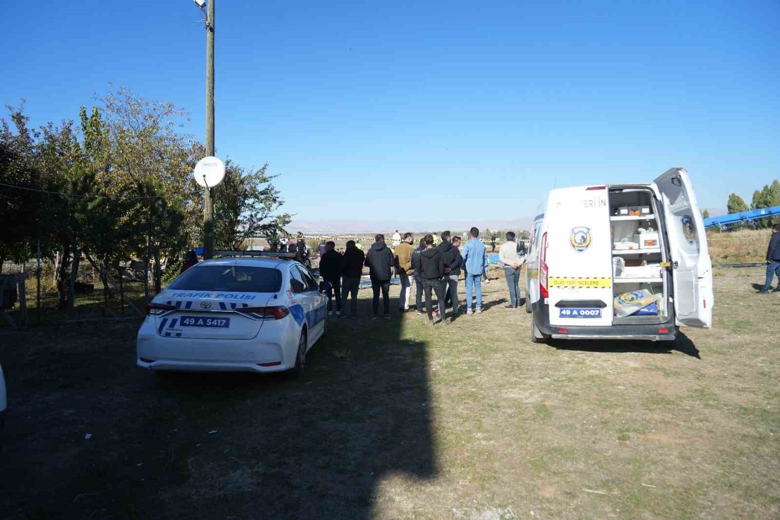 Muş’ta yolcu treni beton pompasına çarptı; 1 ölü, 2 yaralı