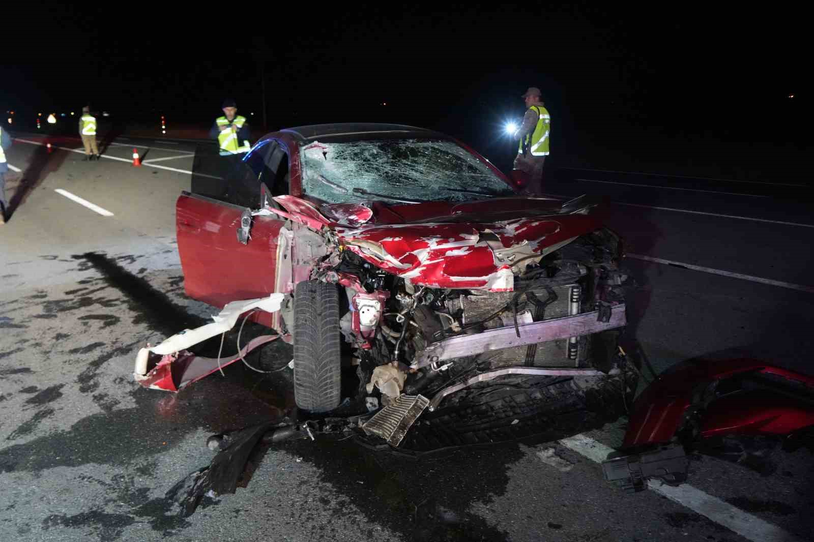 Muş’ta otomobille çarpışan kamyonet ters döndü: 5 yaralı