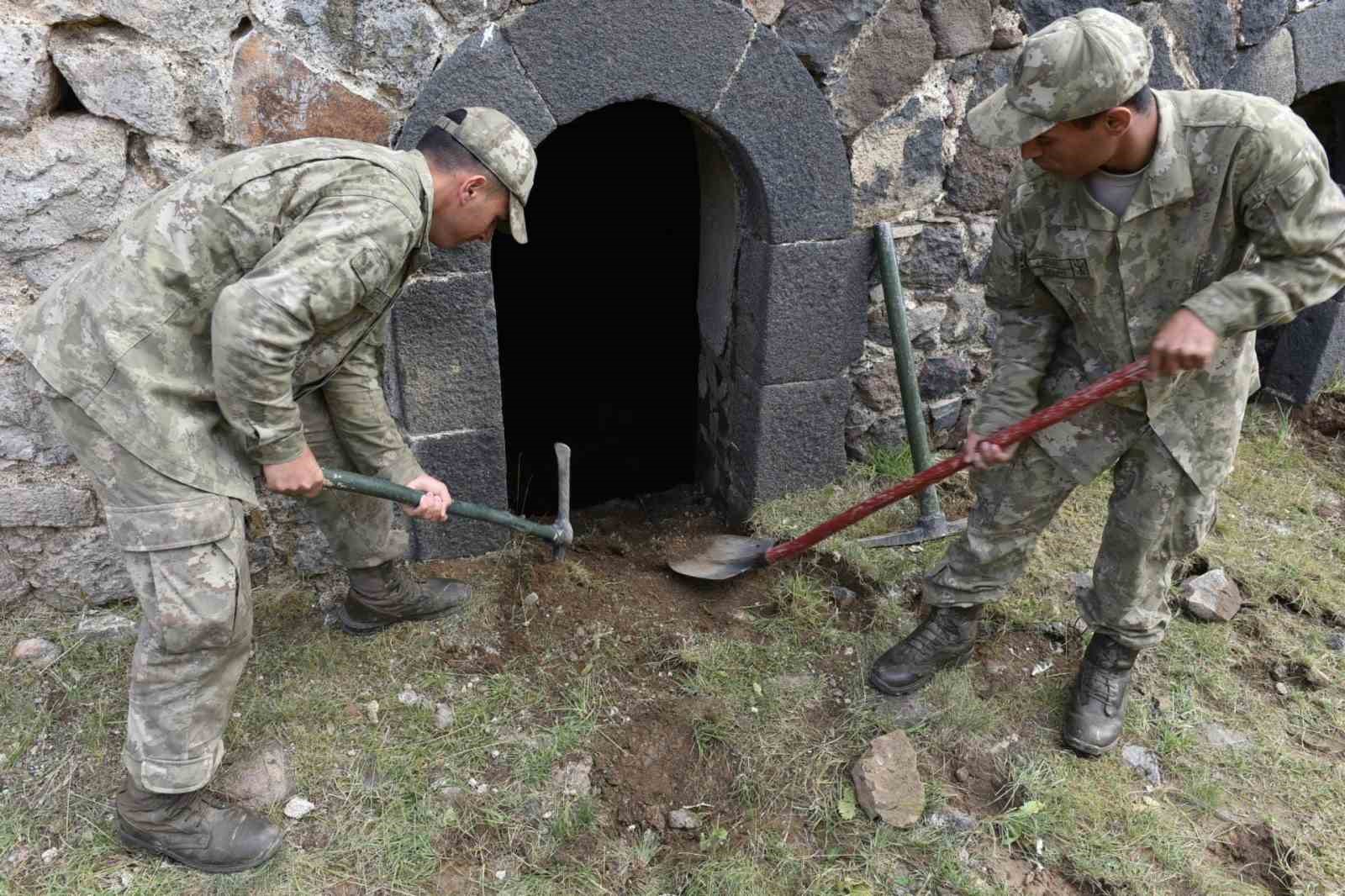 Mehmetçik 147 yıl sonra bir kez daha tabyalarda