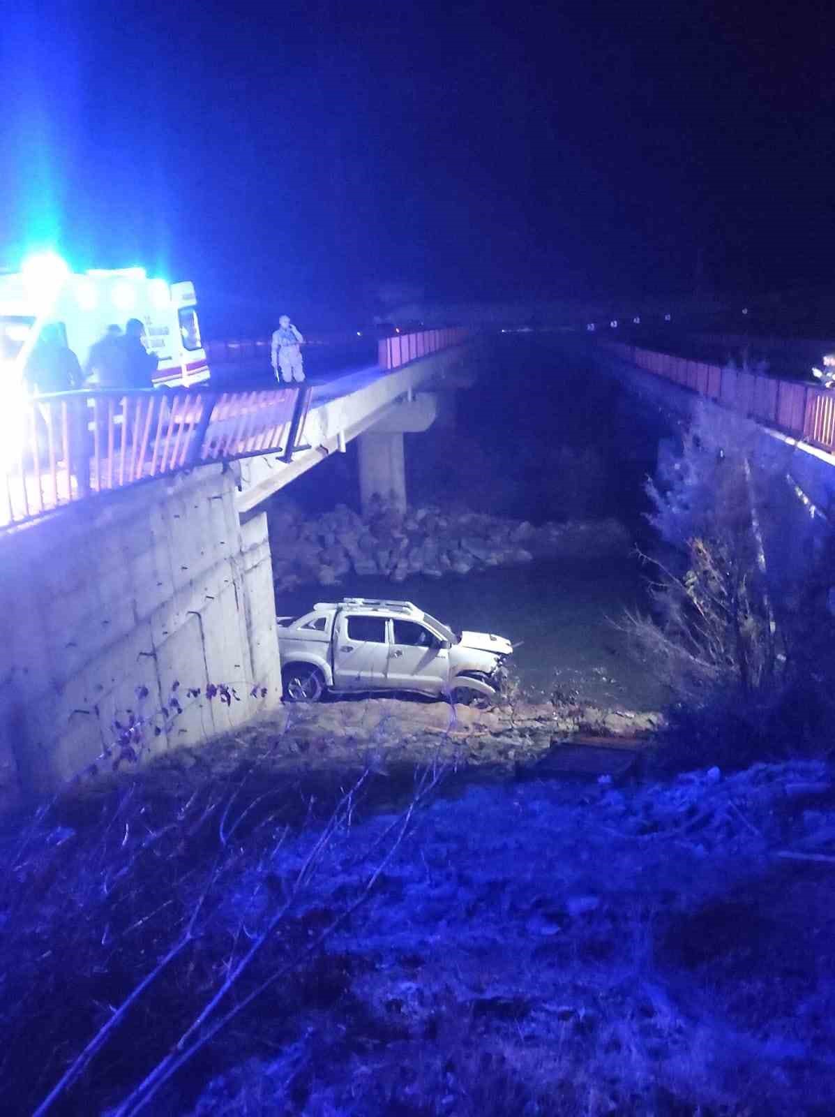 Hakkari’de trafik kazası: 3 yaralı