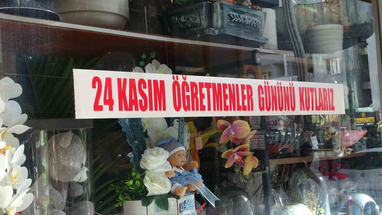 Öğretmenler Günü için çiçekçilerde yoğun mesai