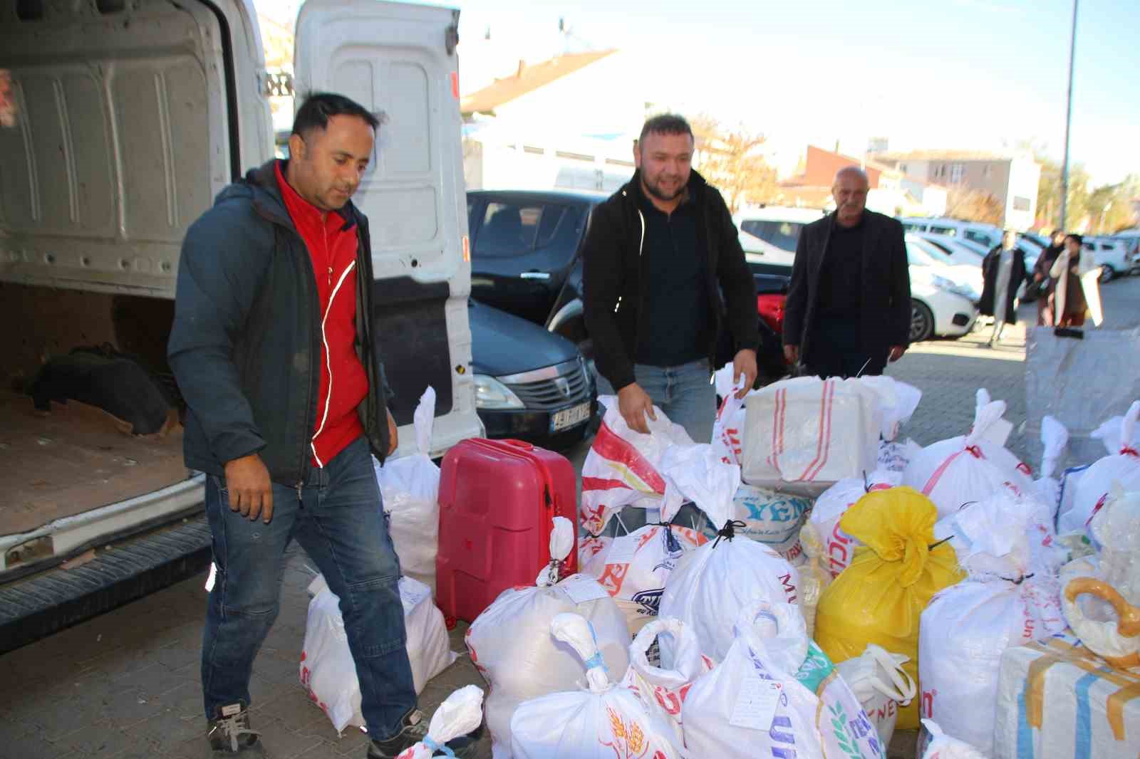 Varto’dan batı illerine kışlık erzak sevkiyatı