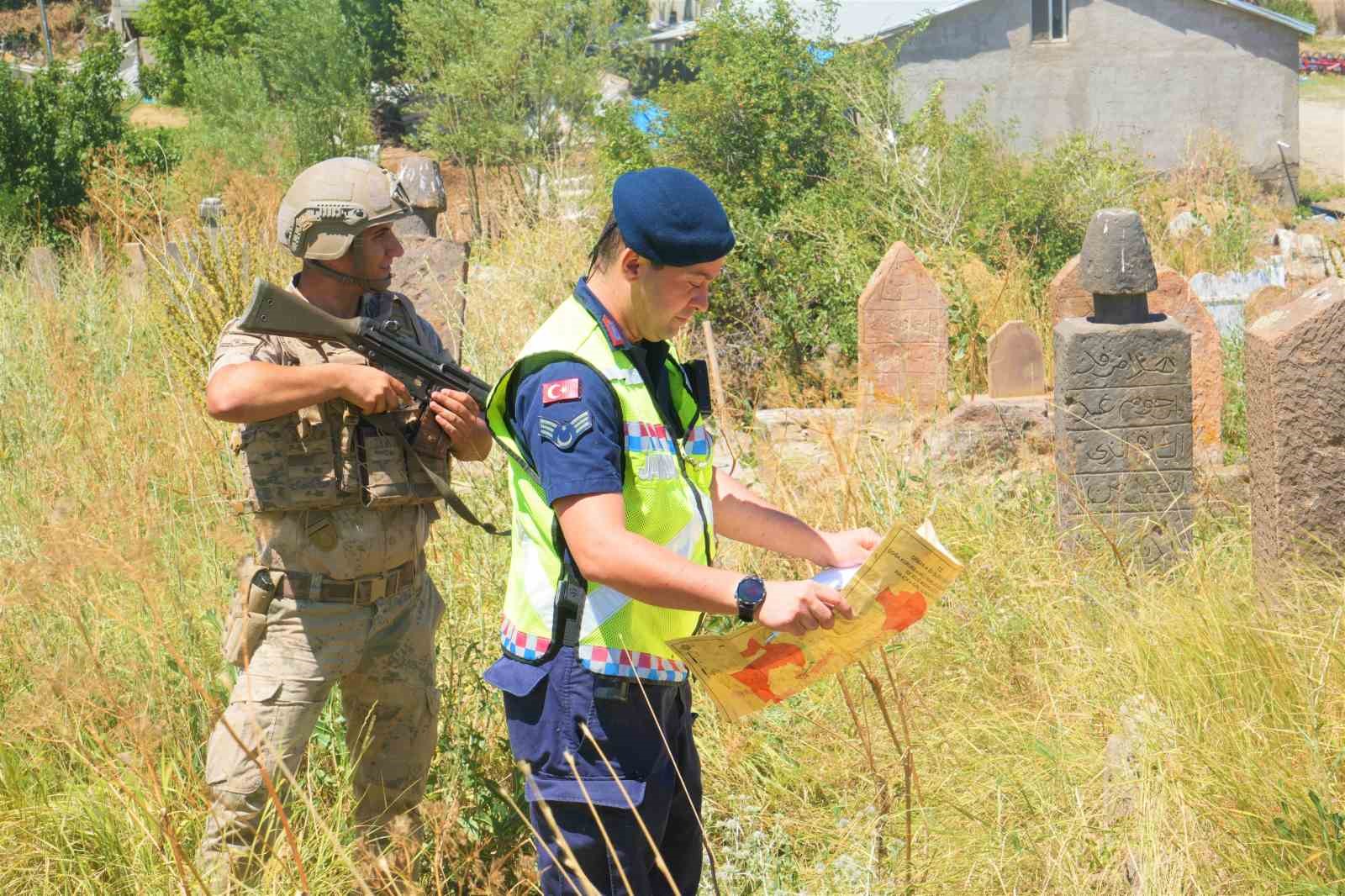 Muş’ta Akkoyunlular dönemine ait mezarlık tespit edildi