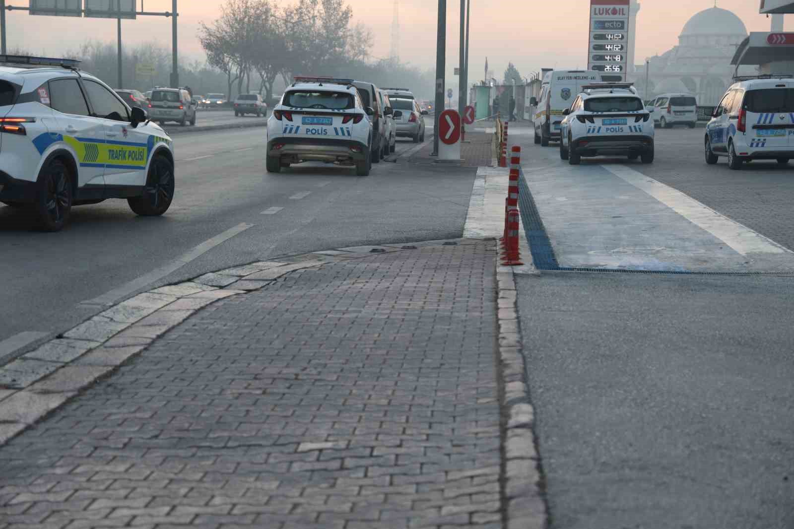 Soygun için girdi, kaçmak isterken polise ateş açınca vuruldu