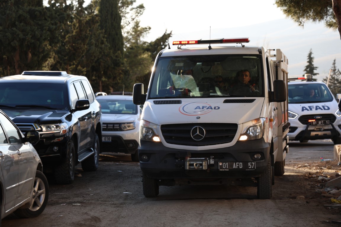 AFAD, Sednaya Hapishanesi'nde mahsur kaldığı düşünülen mahkumları arama faaliyetlerine başladı