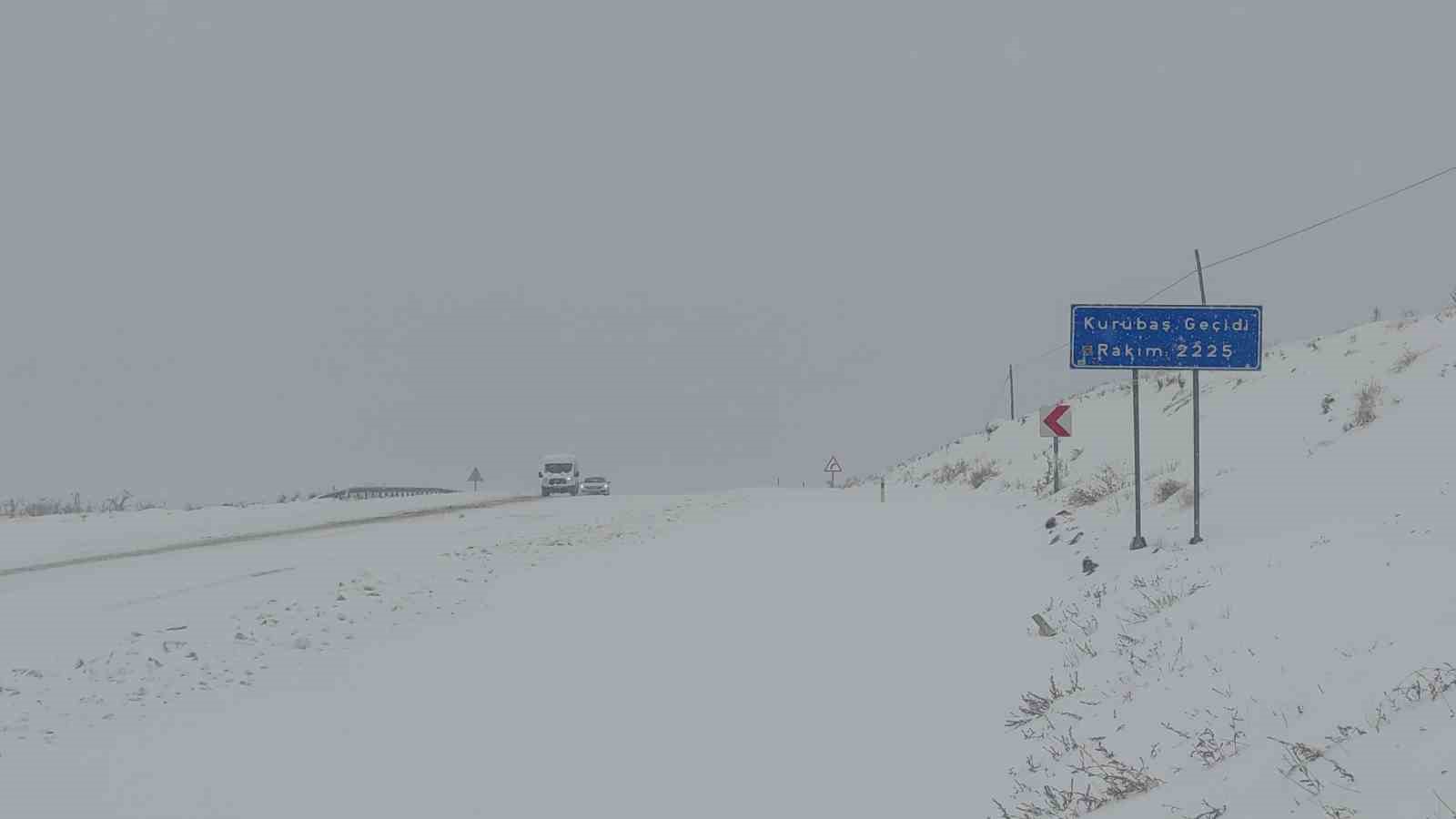 Van’da kar çocukların neşe kaynağı oldu