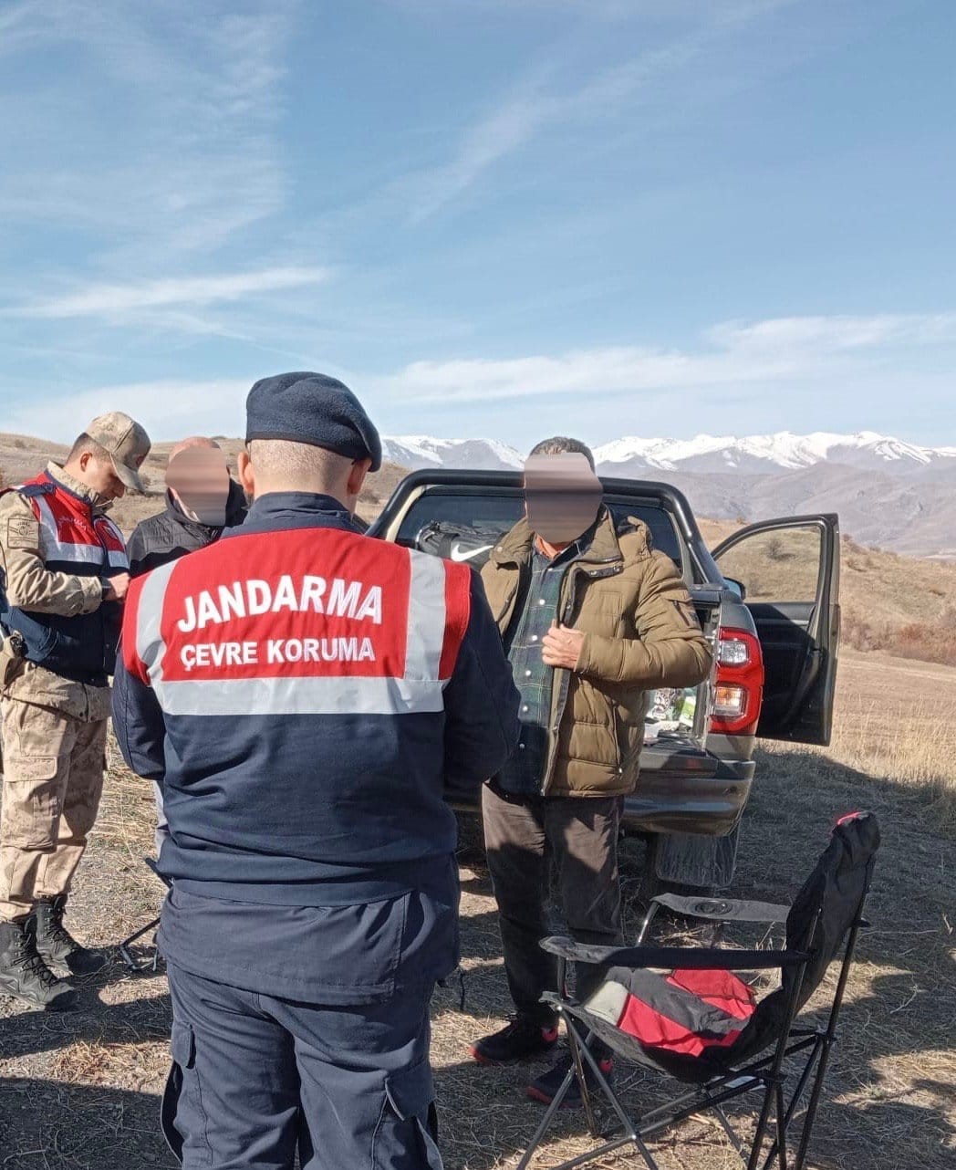 Jandarma avcılara göz açtırmıyor