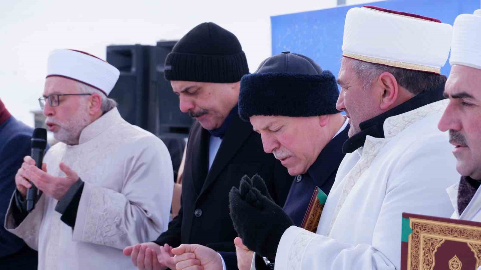 Erzurum’da 500 yıllık kadim bir gelenek: 1001 Hatim başladı