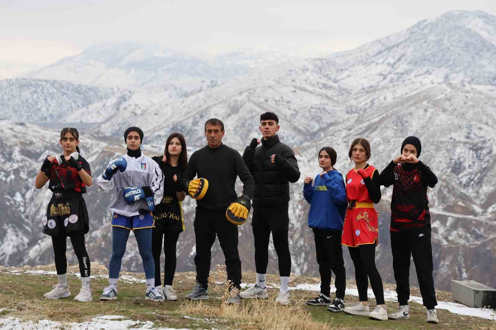 Dağların zirvesinden madalya kürsüsüne