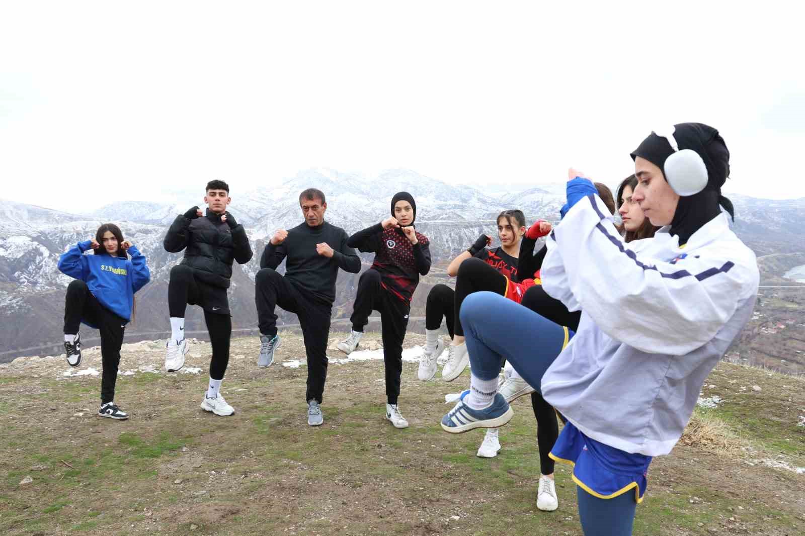 Dağların zirvesinden madalya kürsüsüne