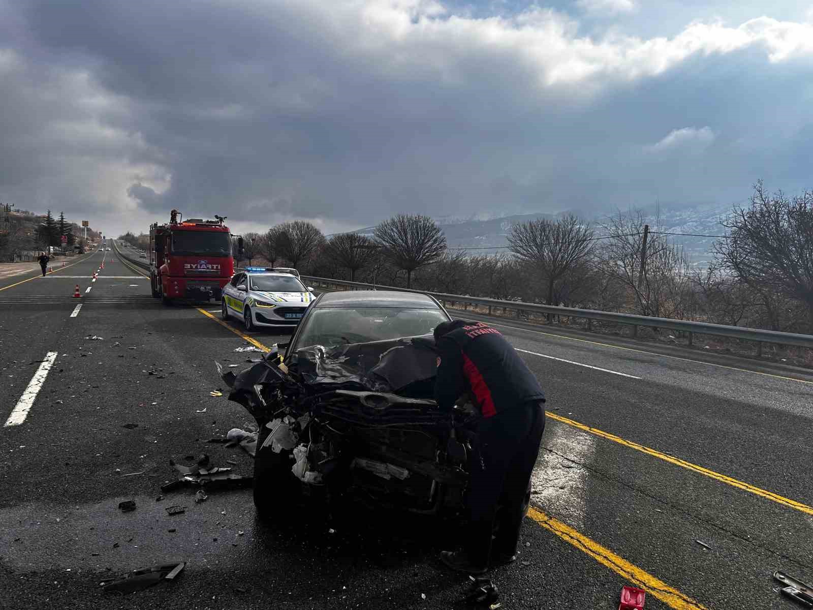 Elazığ’da trafik kazası: 2 yaralı