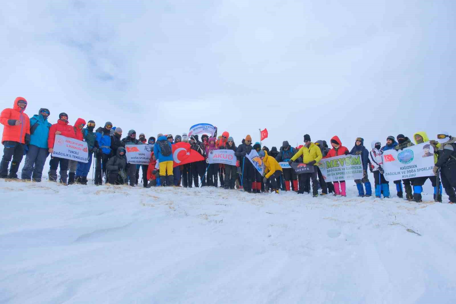 Sarıkamış şehitleri için Allahuekber Dağı’na tırmanış