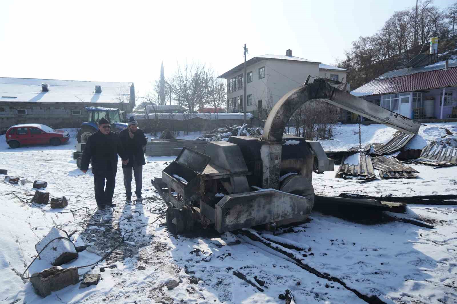 40 yıldır biriktirdiği her şey bir gecede kül oldu