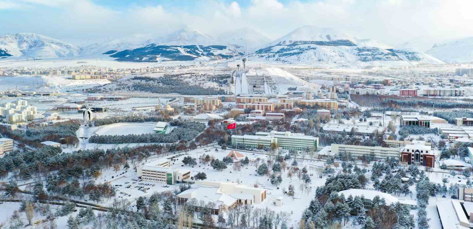 Açık ve uzaktan öğretim fakültesi sınavları artık Yüksekova’da da yapılacak