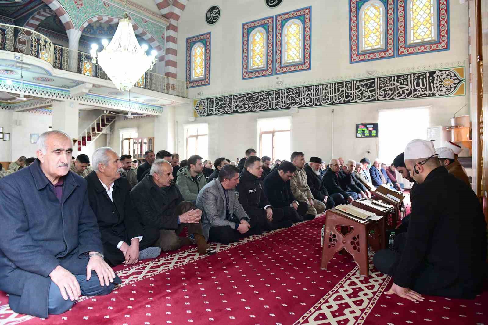 Van’daki çığ felaketinde hayatını kaybedenler anıldı