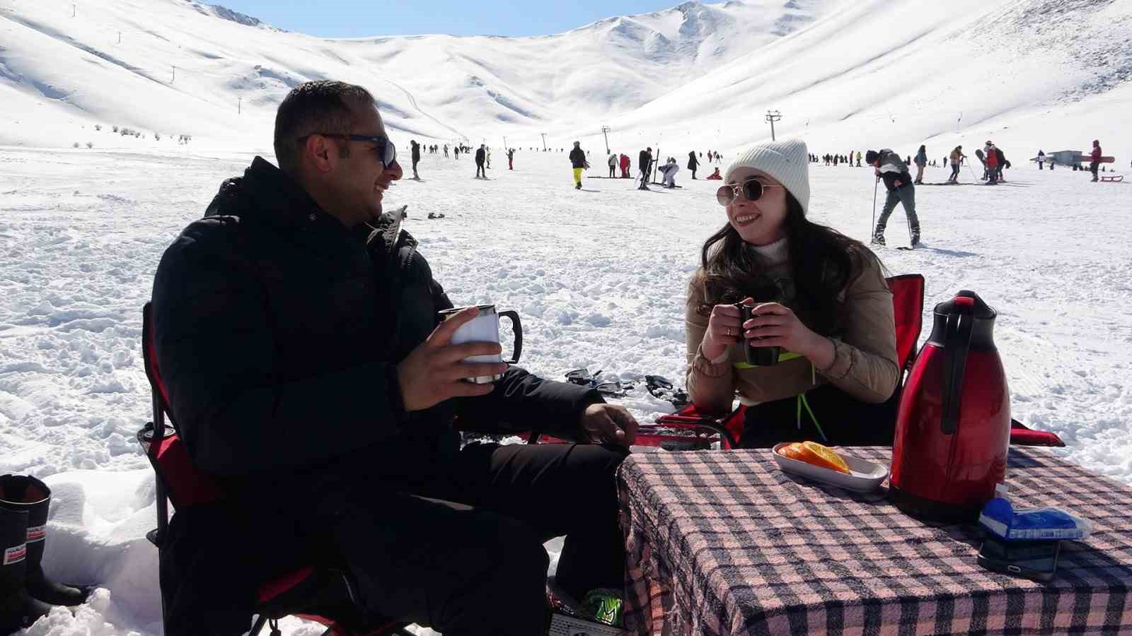 Abalı Kayak Merkezi’ne yoğun ilgi